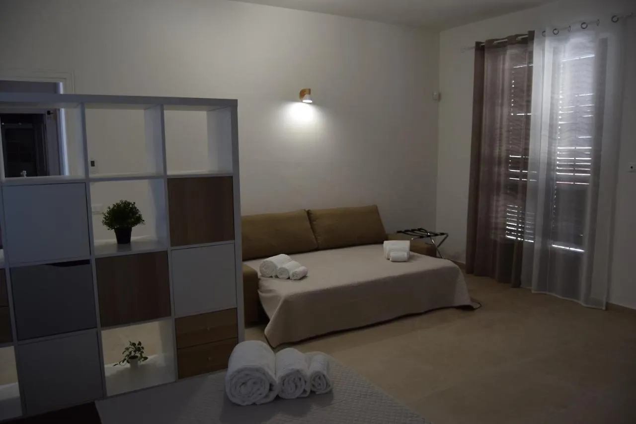 Domus Ponente Apartment Terrasini