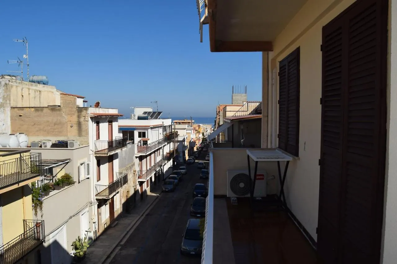 Domus Ponente Apartment Terrasini
