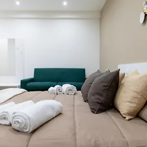 Aria Bed & Breakfast